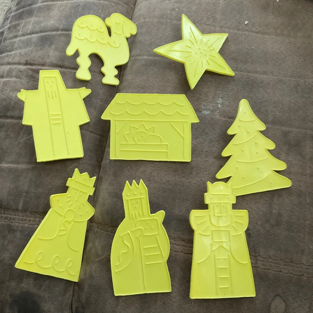 Vintage Yellow Plastic Nativity Cookie Cutter Set 8 Piece Christmas Wise Men